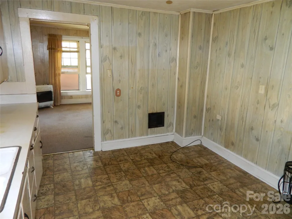 310 Reform Street SW Lenoir, NC 28645