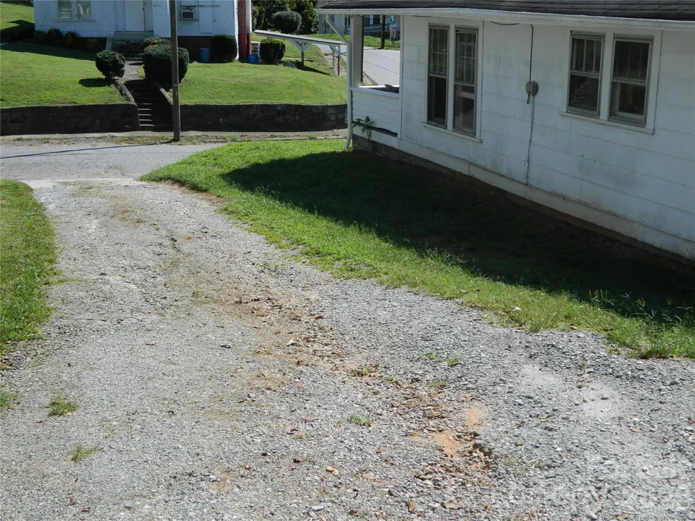 310 Reform Street SW Lenoir, NC 28645