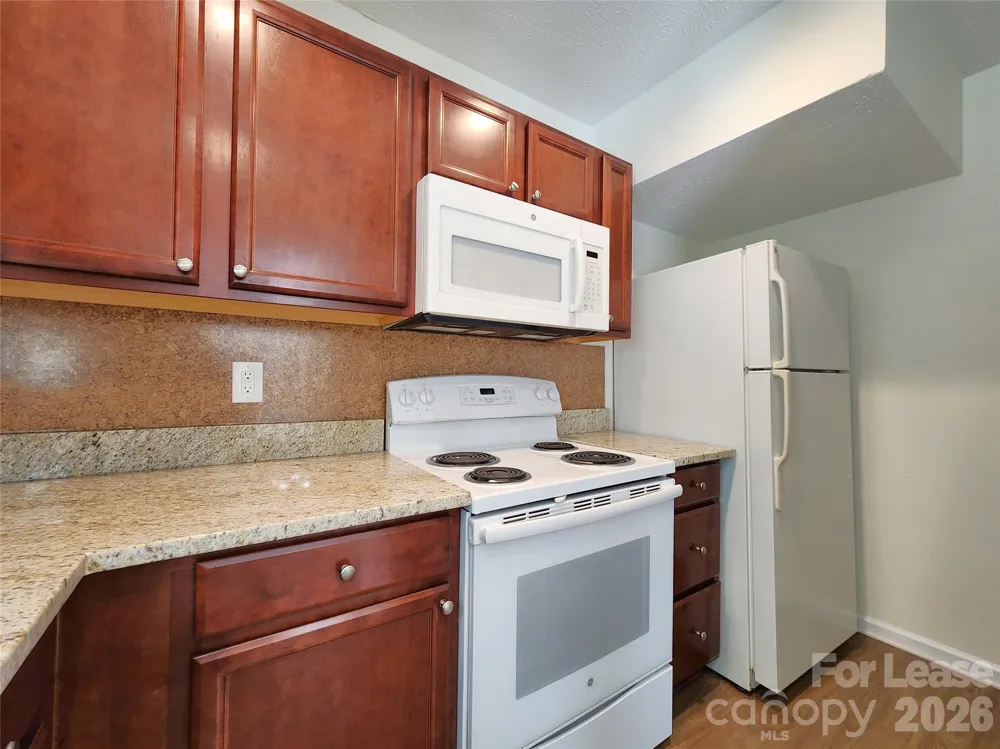 406 E 18th Street Kannapolis, NC 28083