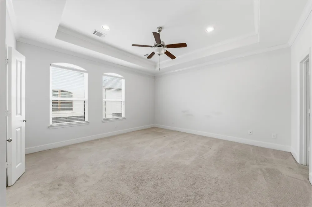 960 W 24th Street Houston, TX 77008