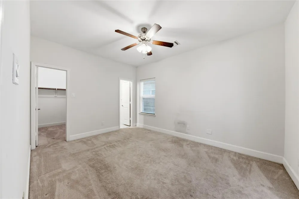 960 W 24th Street Houston, TX 77008