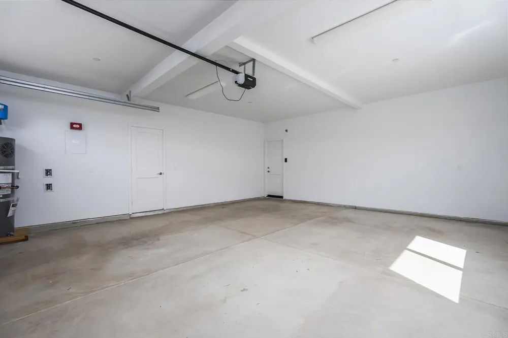 3880 Rojo Tierra Rd La Mesa, CA 91941