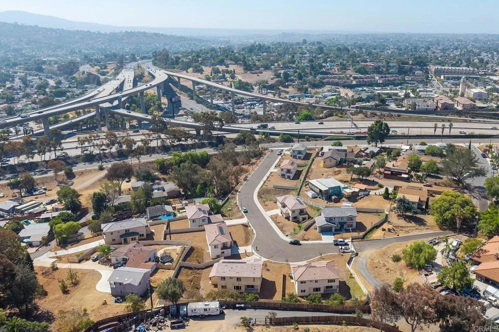 3880 Rojo Tierra Rd La Mesa, CA 91941