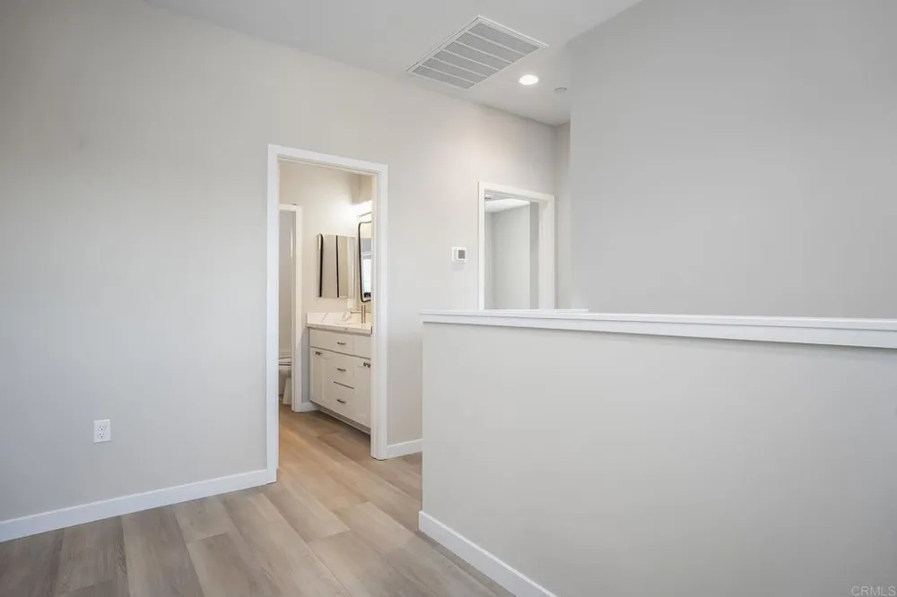 3880 Rojo Tierra Rd La Mesa, CA 91941