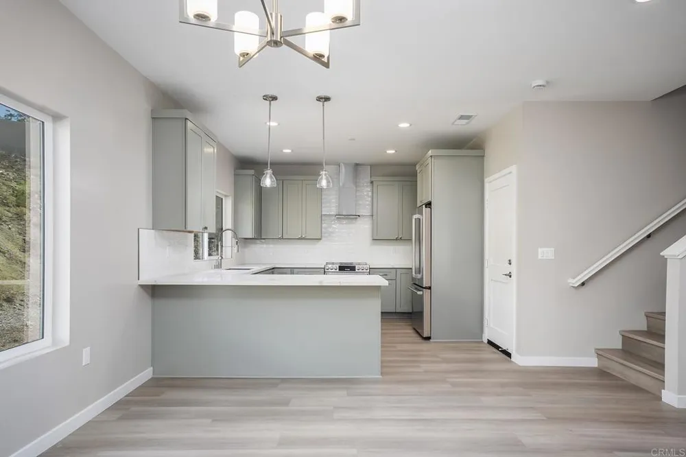 3880 Rojo Tierra Rd La Mesa, CA 91941