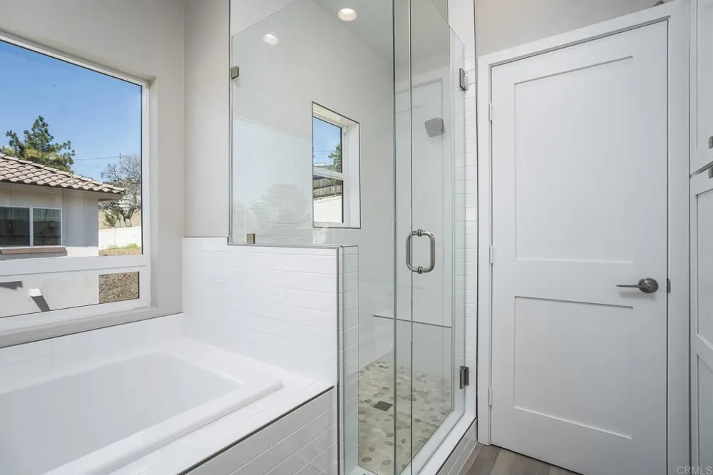 3880 Rojo Tierra Rd La Mesa, CA 91941