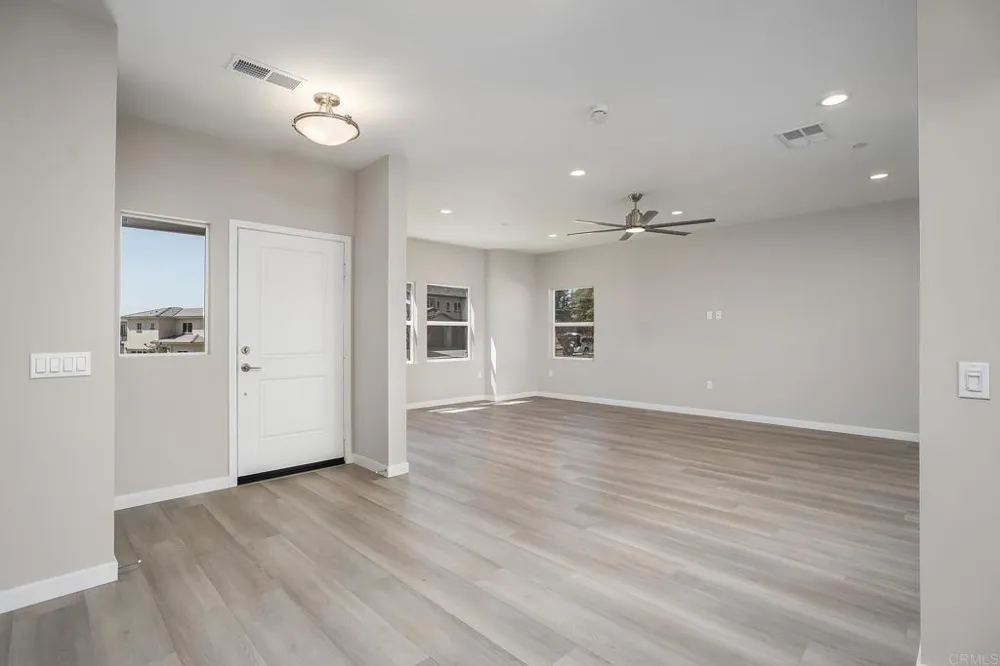 3880 Rojo Tierra Rd La Mesa, CA 91941