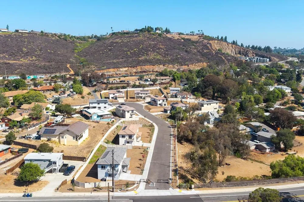 3880 Rojo Tierra Rd La Mesa, CA 91941