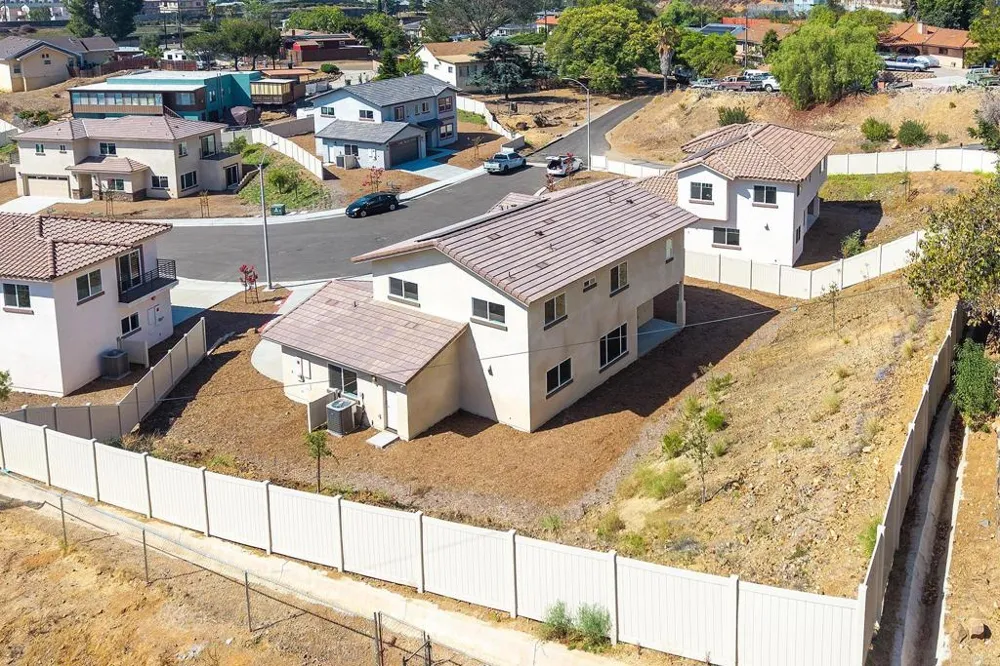3880 Rojo Tierra Rd La Mesa, CA 91941