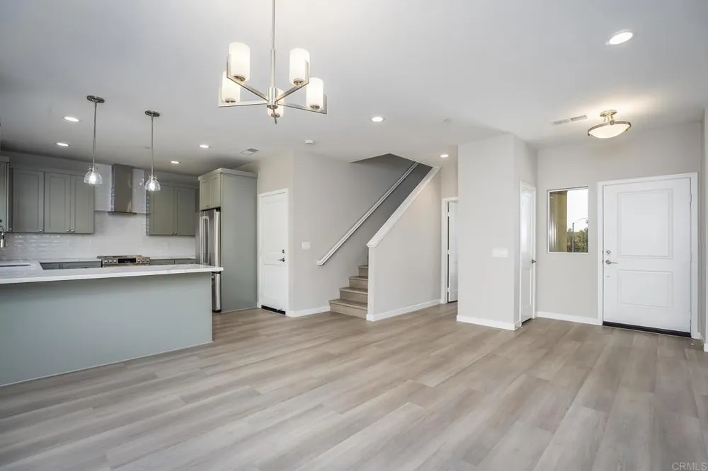 3880 Rojo Tierra Rd La Mesa, CA 91941