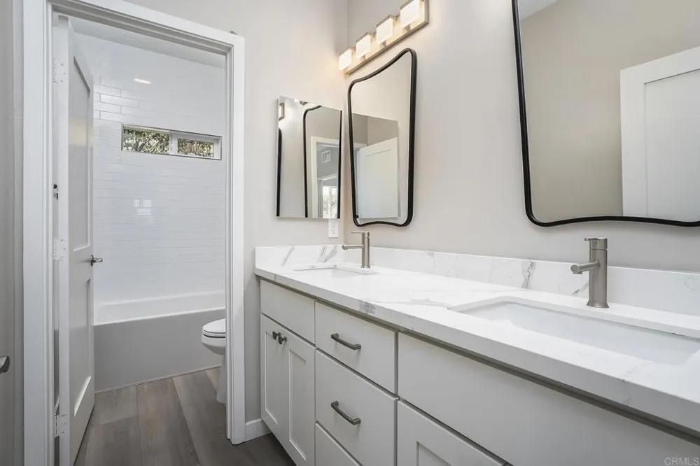 3880 Rojo Tierra Rd La Mesa, CA 91941