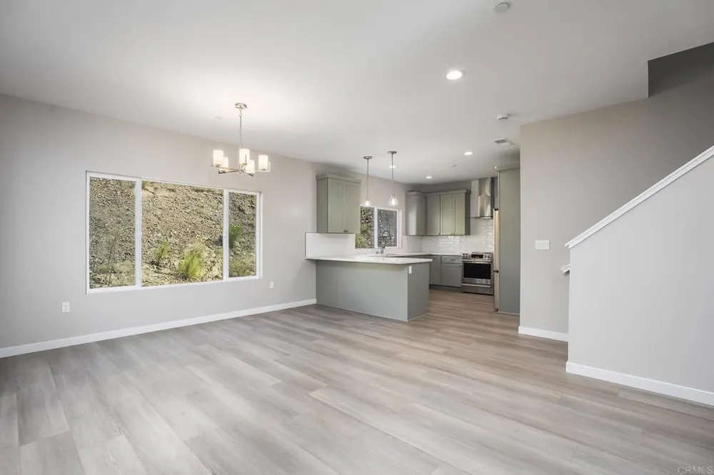 3880 Rojo Tierra Rd La Mesa, CA 91941
