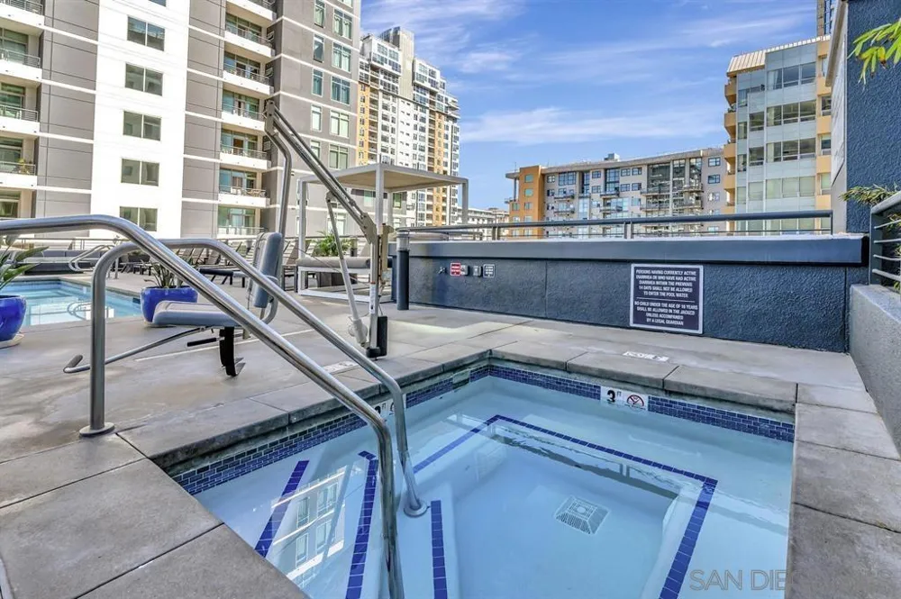 425 W Beech Street #721 San Diego, CA 92101