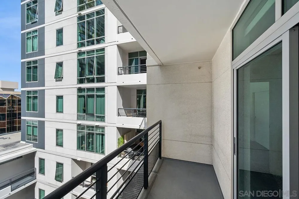425 W Beech Street #721 San Diego, CA 92101