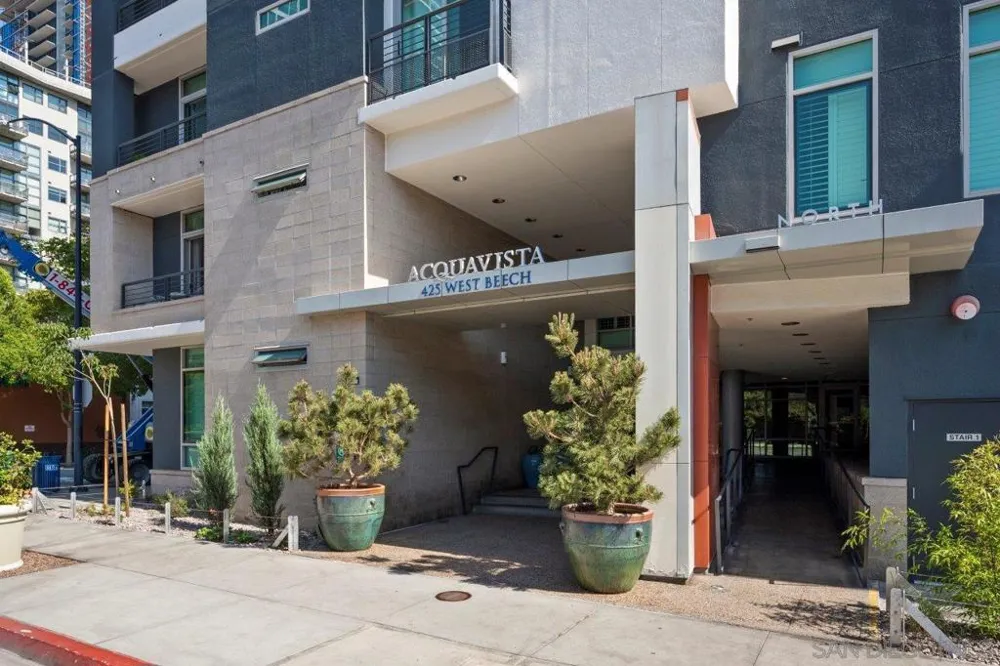 425 W Beech Street #721 San Diego, CA 92101