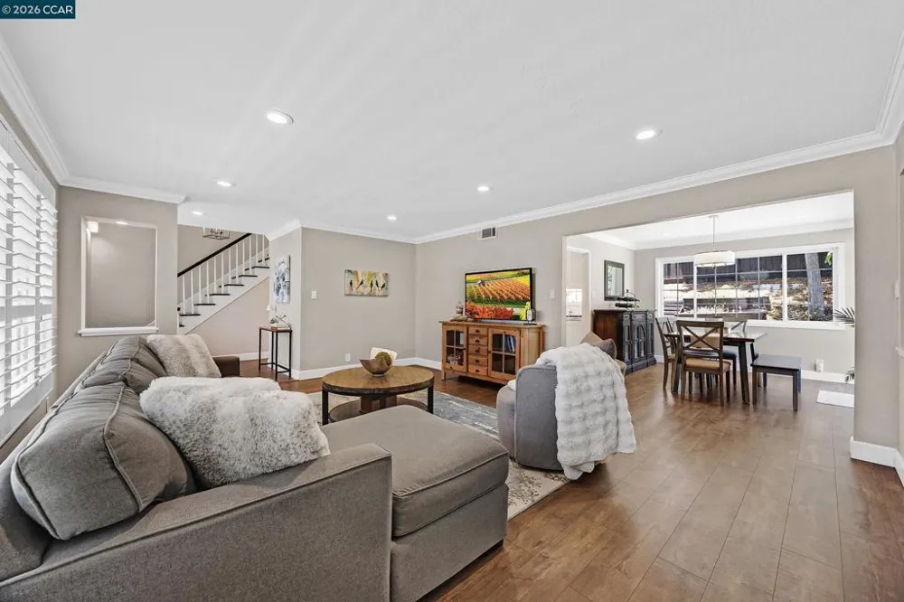 11698 Serra Ct Dublin, CA 94568
