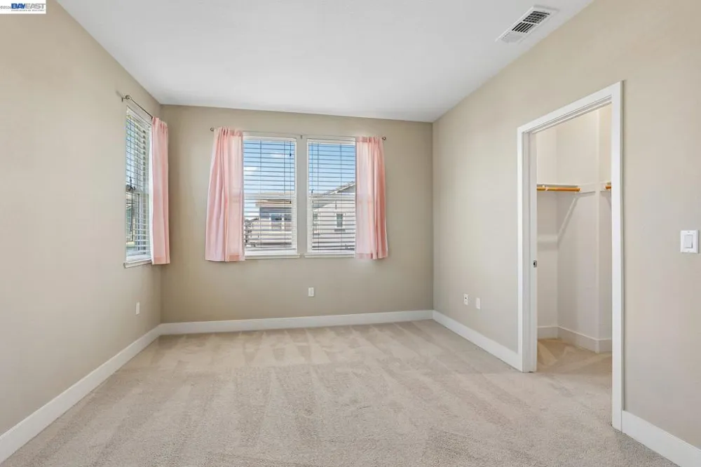 2836 Stringham Way Dublin, CA 94568
