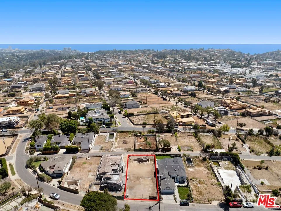 14736 Mc Kendree Avenue Pacific Palisades, CA 90272
