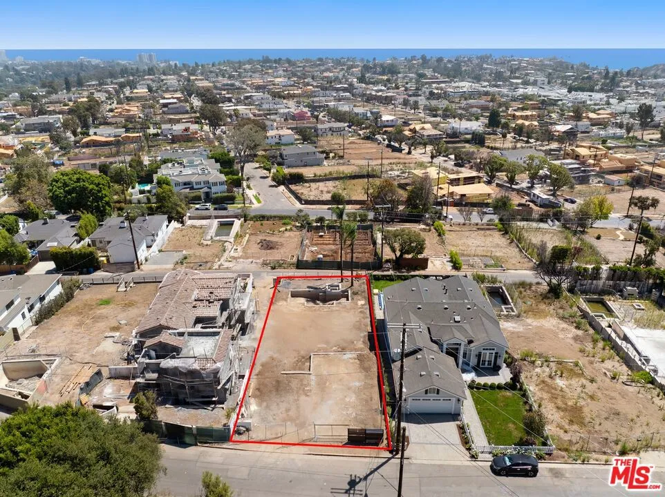 14736 Mc Kendree Avenue Pacific Palisades, CA 90272