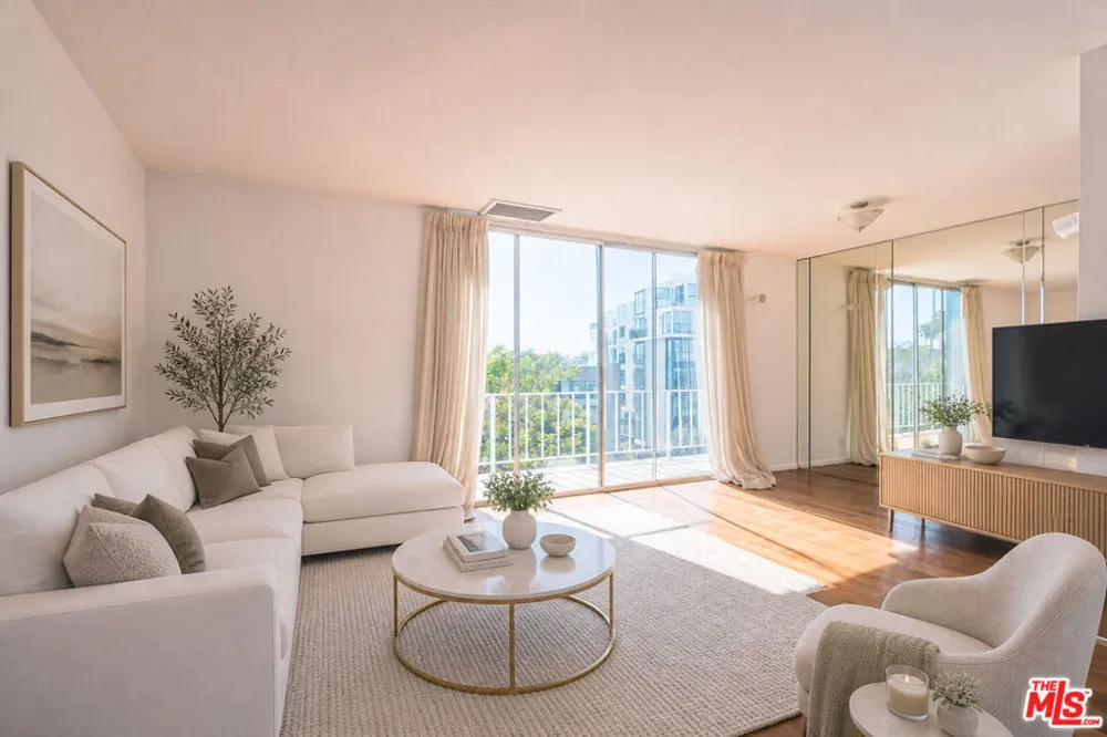 100 S Doheny Drive #424 Los Angeles, CA 90048
