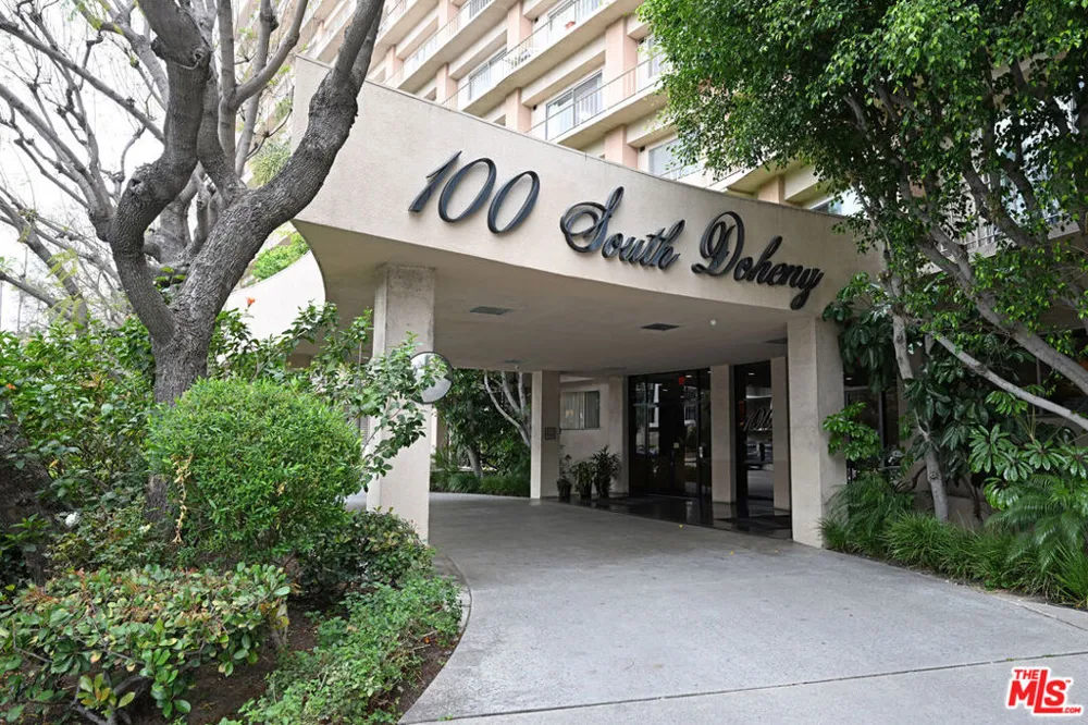100 S Doheny Drive #424 Los Angeles, CA 90048