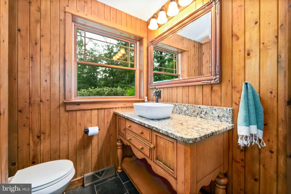 213 RIDGE ROAD Southampton, NJ 08088