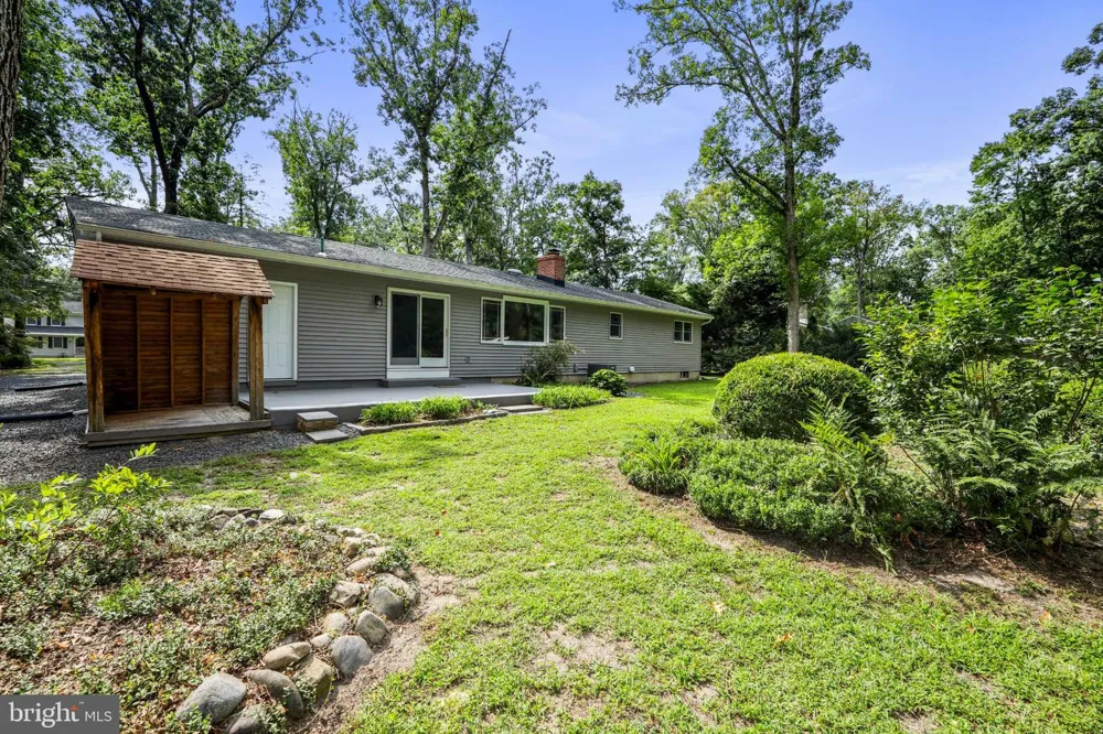 213 RIDGE ROAD Southampton, NJ 08088