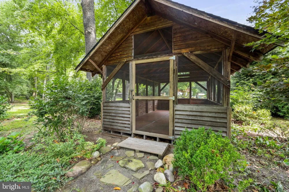 213 RIDGE ROAD Southampton, NJ 08088