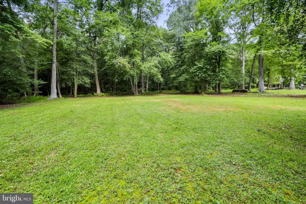 213 RIDGE ROAD Southampton, NJ 08088