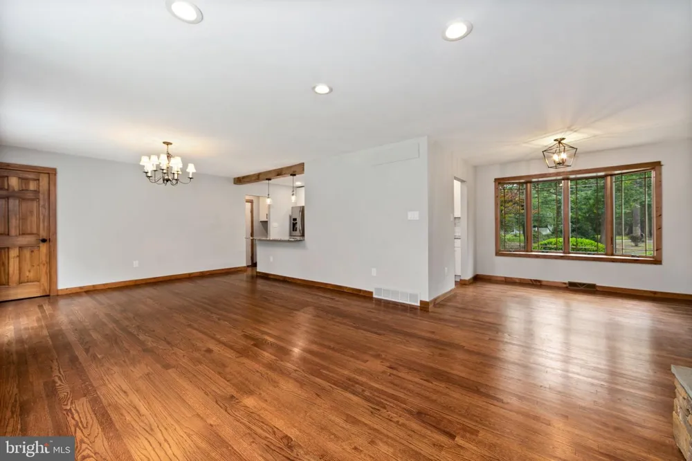 213 RIDGE ROAD Southampton, NJ 08088