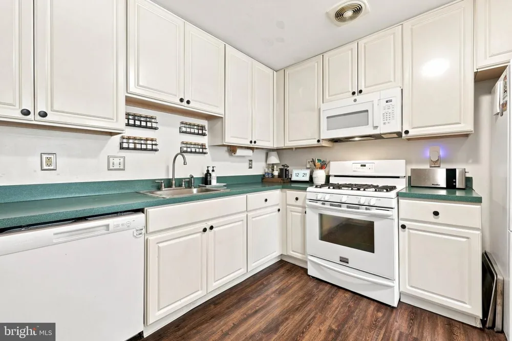 3108 EBBTIDE LANE Palmyra, NJ 08065