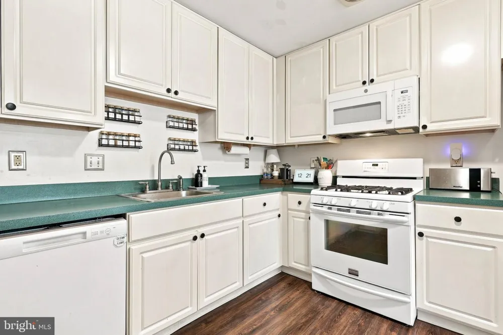 3108 EBBTIDE LANE Palmyra, NJ 08065