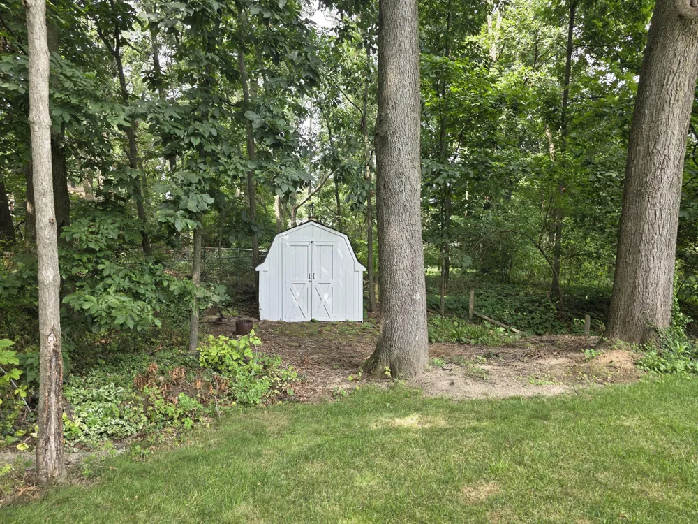 5163 Burning Tree Road Kalamazoo, MI 49009