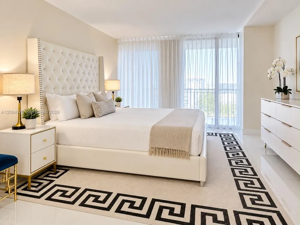 600 Parkview Dr #1018 Hallandale Beach, FL 33009