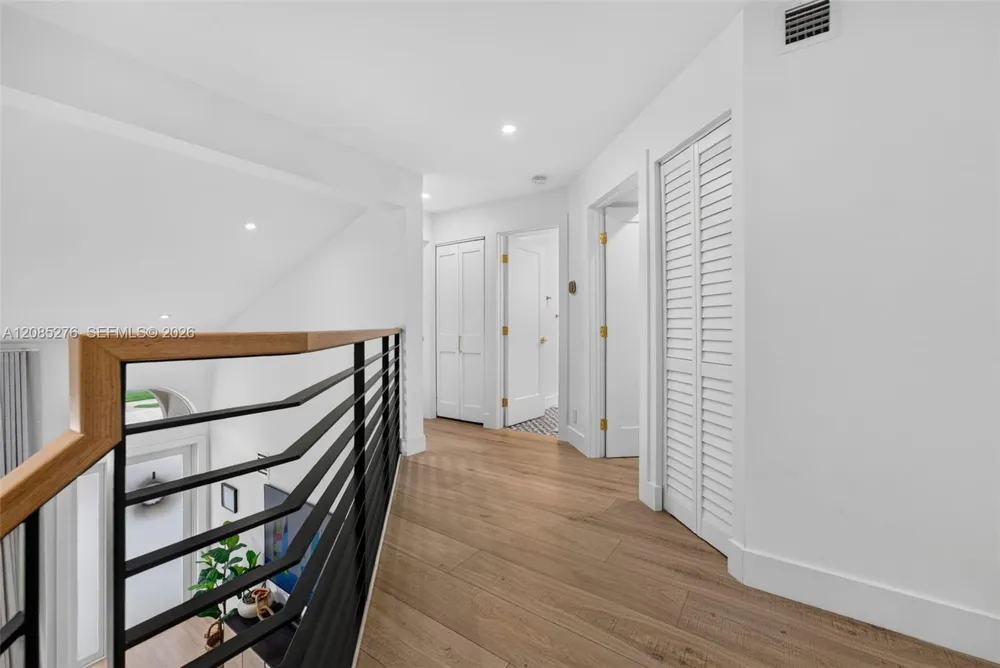 2221 NE 33rd Ave #2221 Fort Lauderdale, FL 33305
