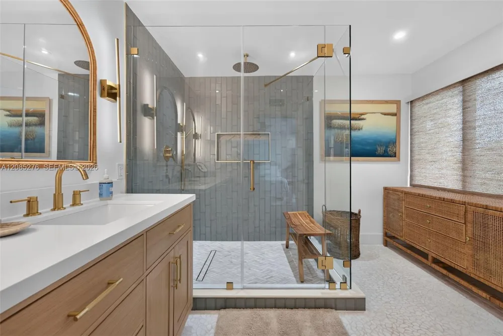2221 NE 33rd Ave #2221 Fort Lauderdale, FL 33305