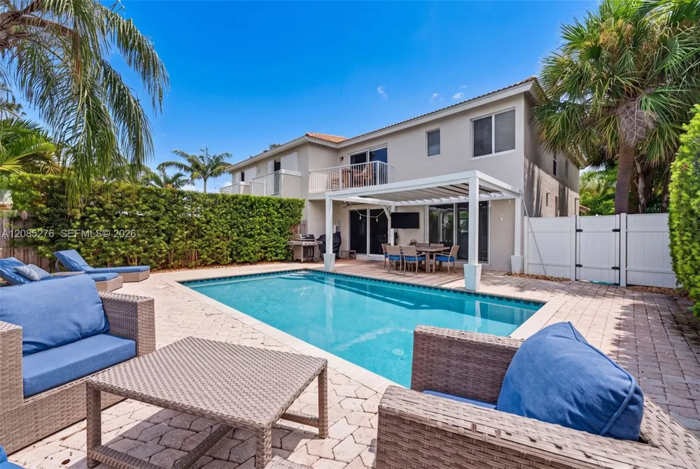 2221 NE 33rd Ave #2221 Fort Lauderdale, FL 33305