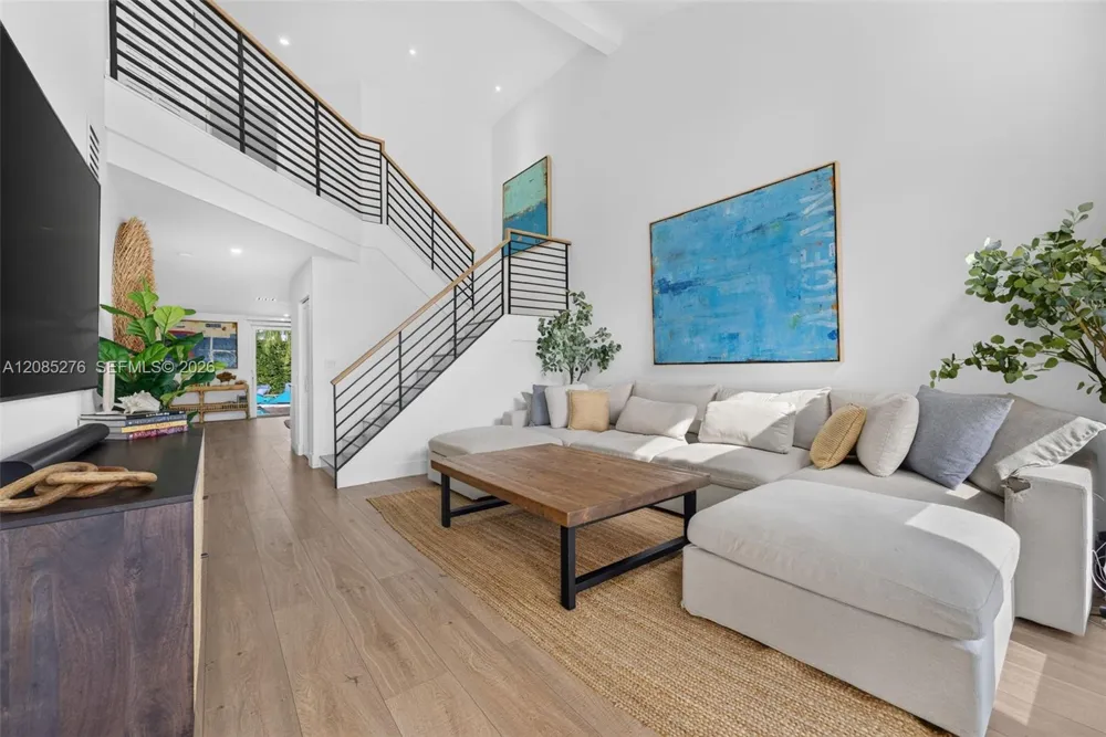 2221 NE 33rd Ave #2221 Fort Lauderdale, FL 33305