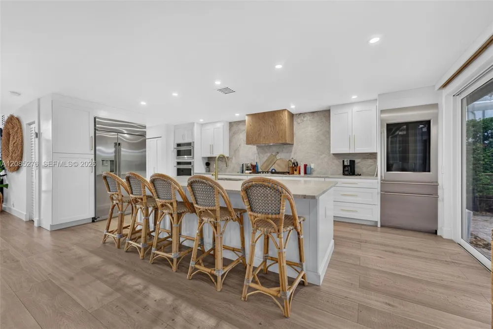 2221 NE 33rd Ave #2221 Fort Lauderdale, FL 33305