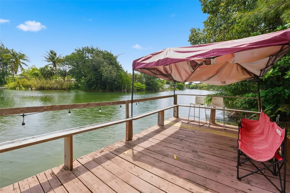 4621 SW 31st Dr West Park, FL 33023