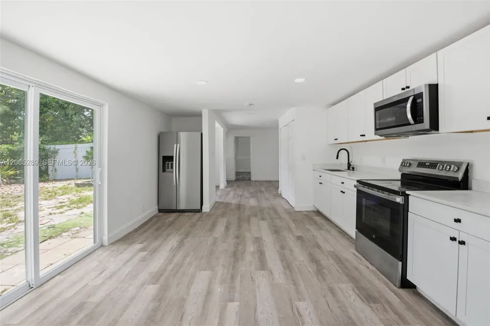 4621 SW 31st Dr West Park, FL 33023