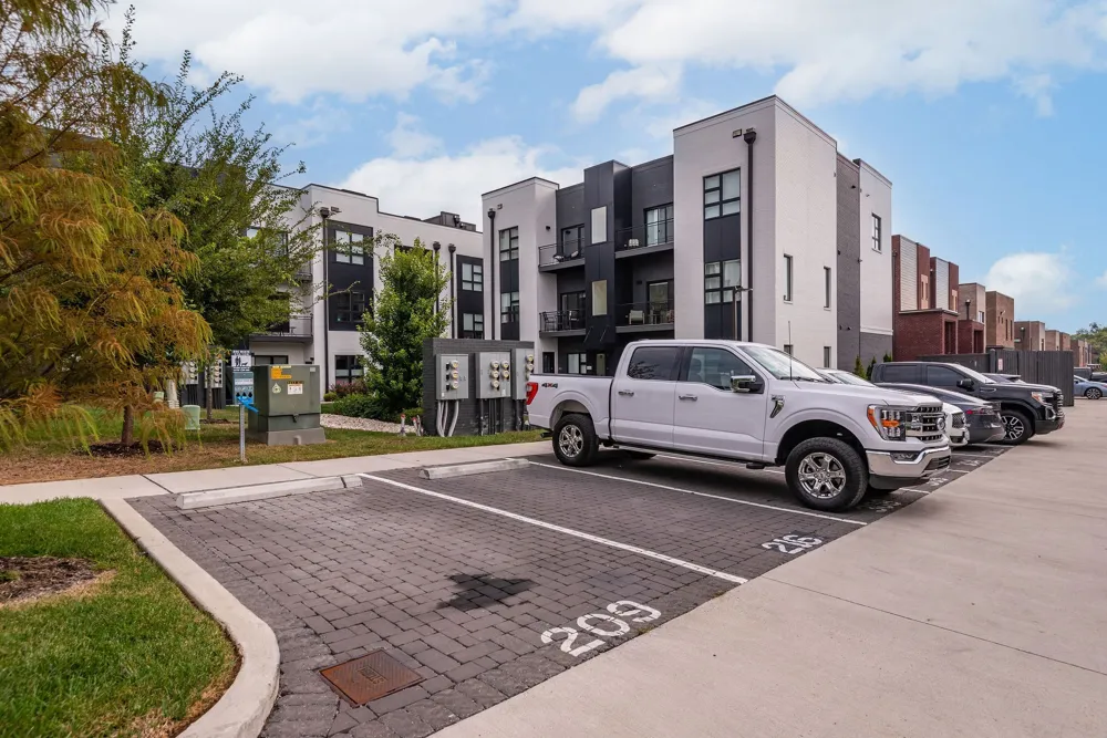 542 Southgate Ave #213 Nashville, TN 37203