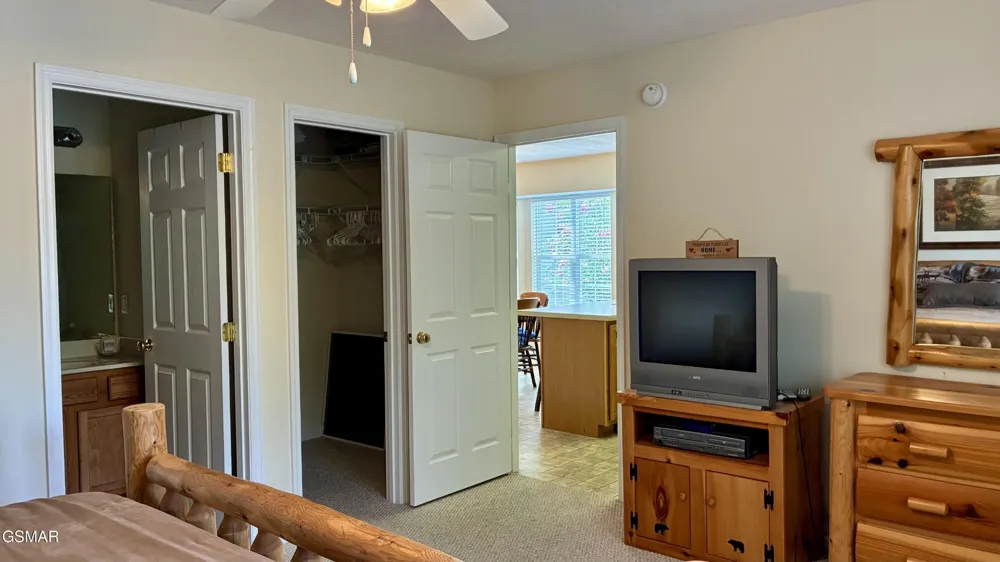 2708 Cobblestone Drive Pigeon Forge, TN 37863