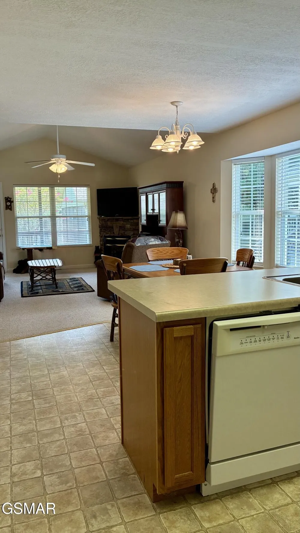 2708 Cobblestone Drive Pigeon Forge, TN 37863