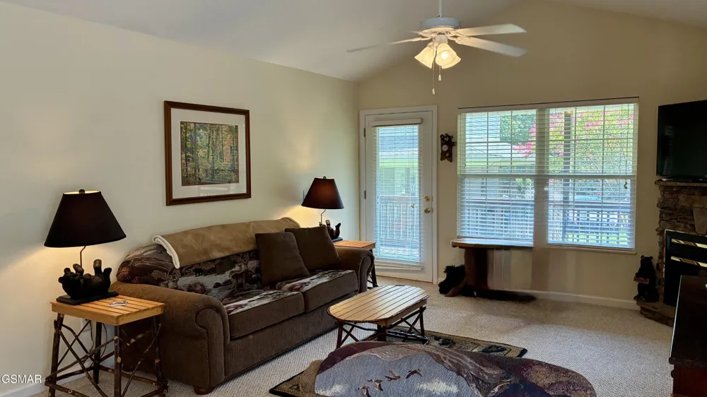 2708 Cobblestone Drive Pigeon Forge, TN 37863