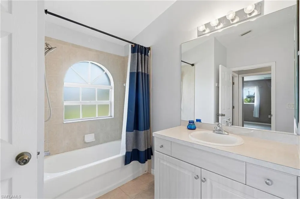 413 NW 17th Place Cape Coral, FL 33993