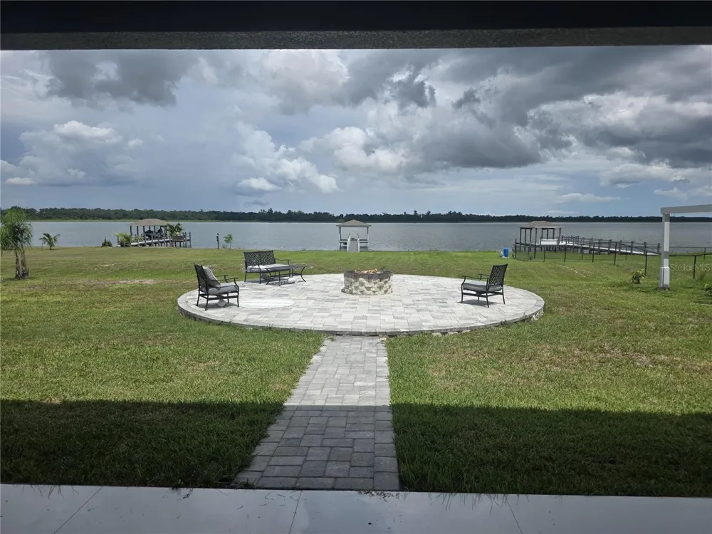 531 SANCTUARY BOULEVARD Winter Haven, FL 33881