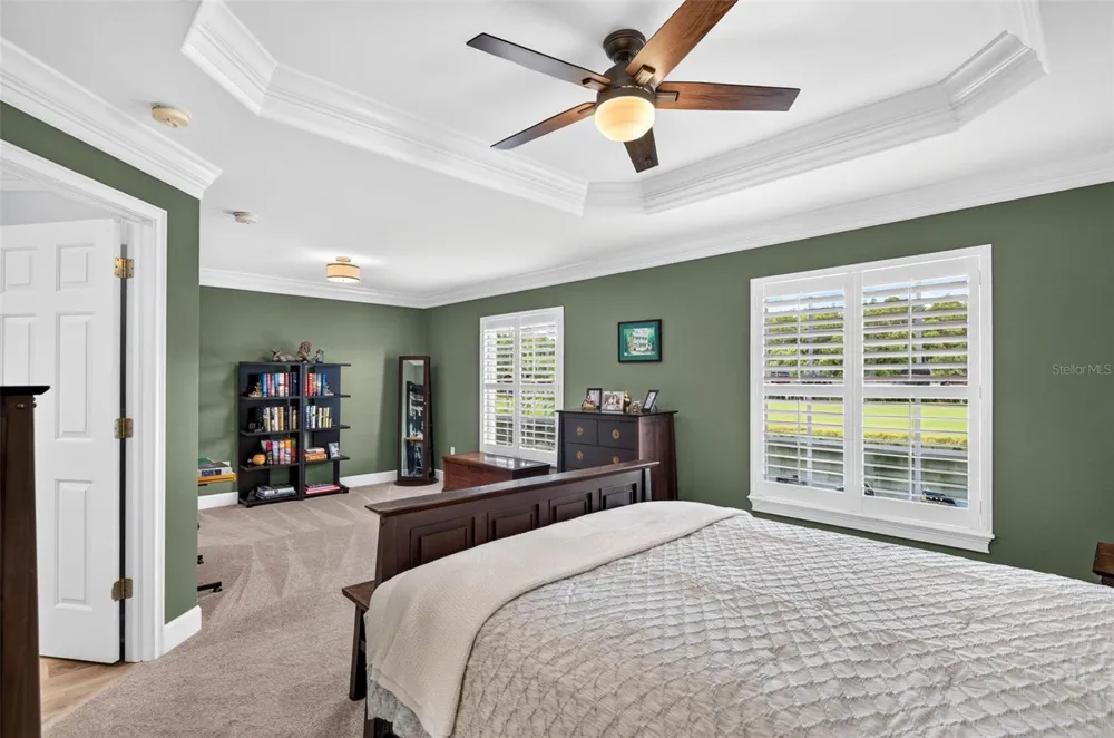 10324 SAVILLE ROWE LANE Tampa, FL 33626