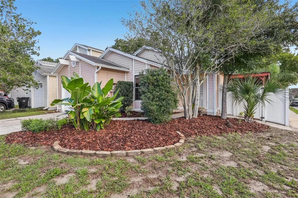 2212 FAXTON COURT Orlando, FL 32812