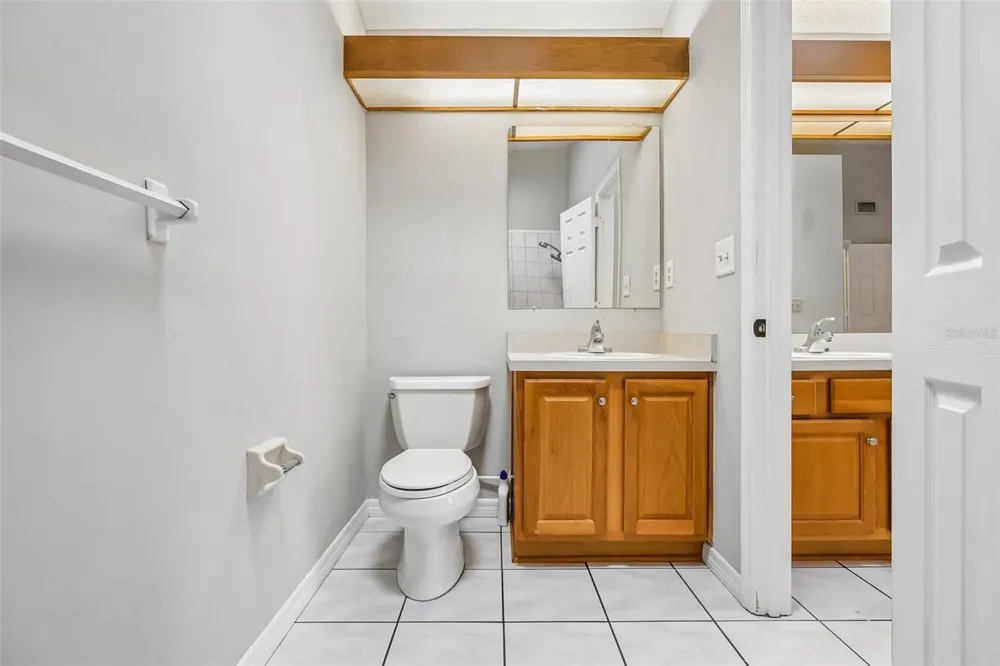 2212 FAXTON COURT Orlando, FL 32812